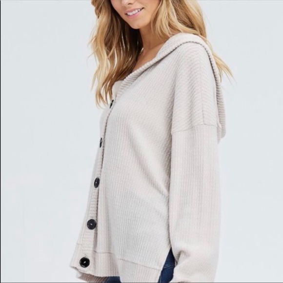 “NORA” Waffle Knit Thermal Hoodie - Picture 4 of 4